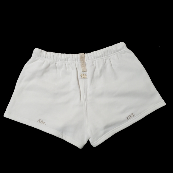 NWT ADVISORY BOARD CRYSTALS Abc 123 WOMEN SWEATSHORTS Selenite -white Sz M - Picture 2 of 12